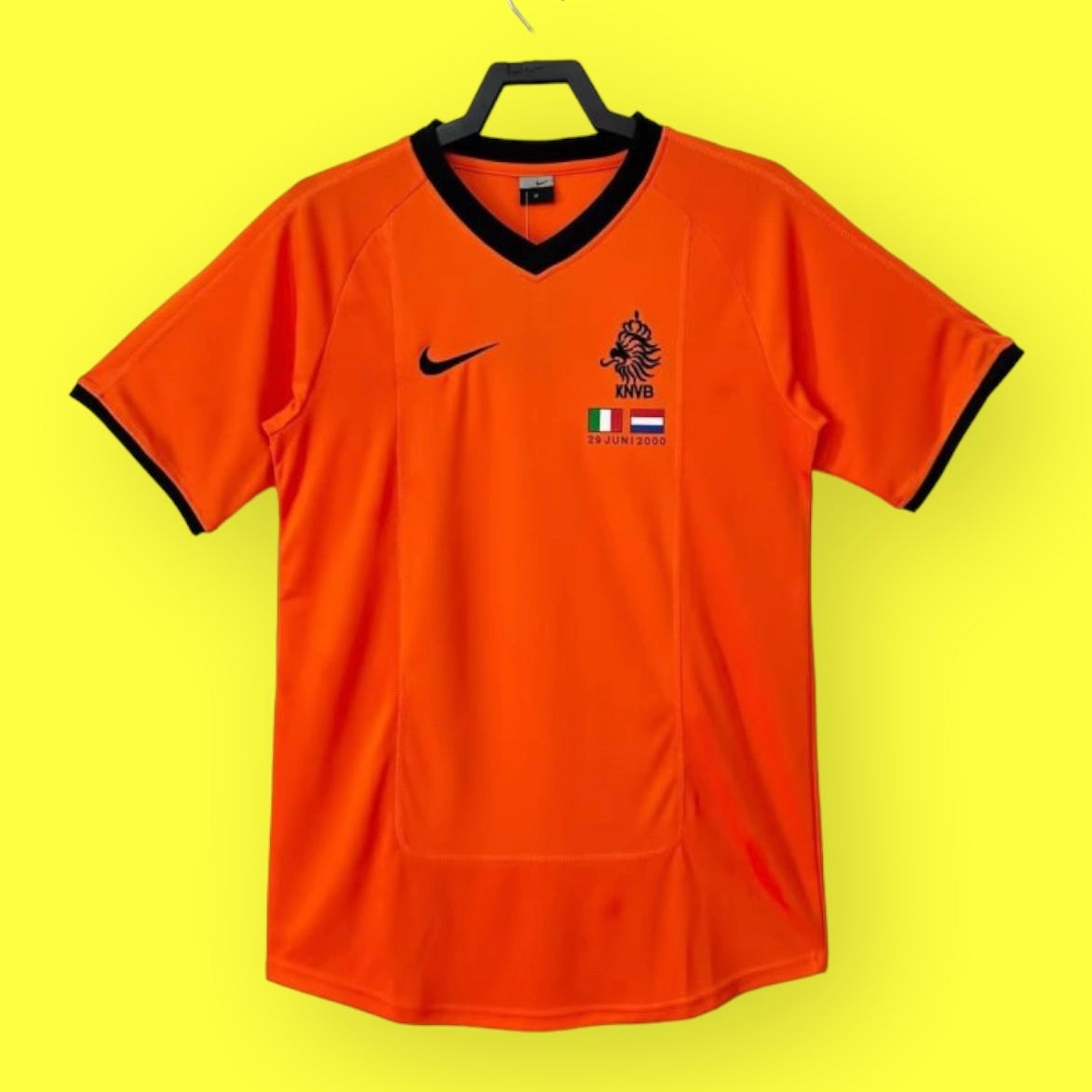 Netherlands Home vs Italy 2000