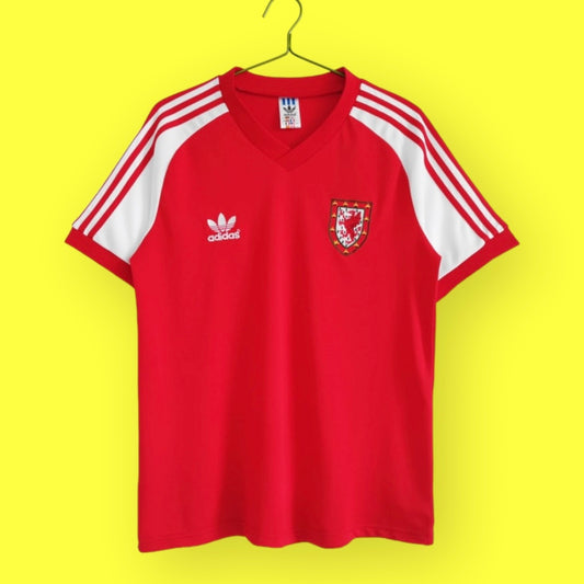 Wales Home 1982/84